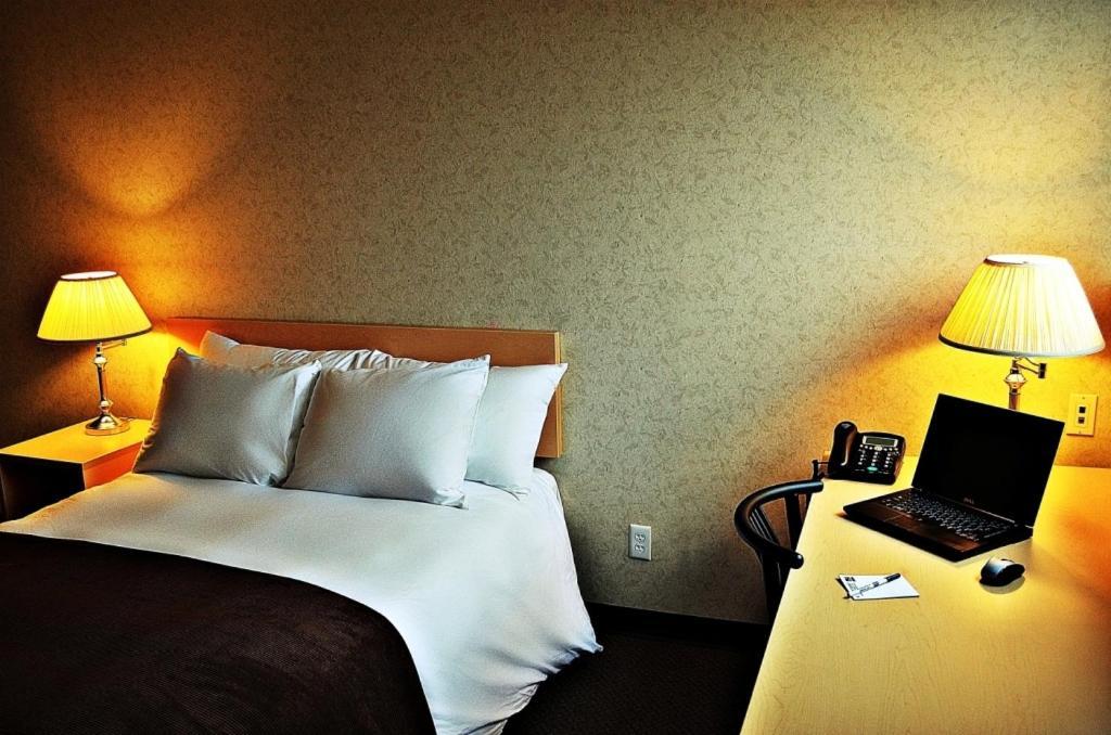 Residence & Conference Centre - Ottawa Downtown Room photo